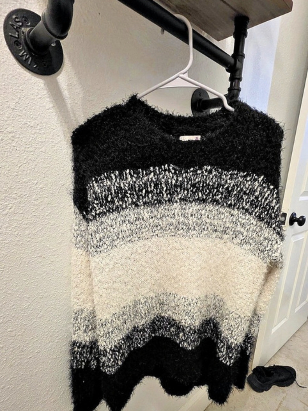 SO Sweater